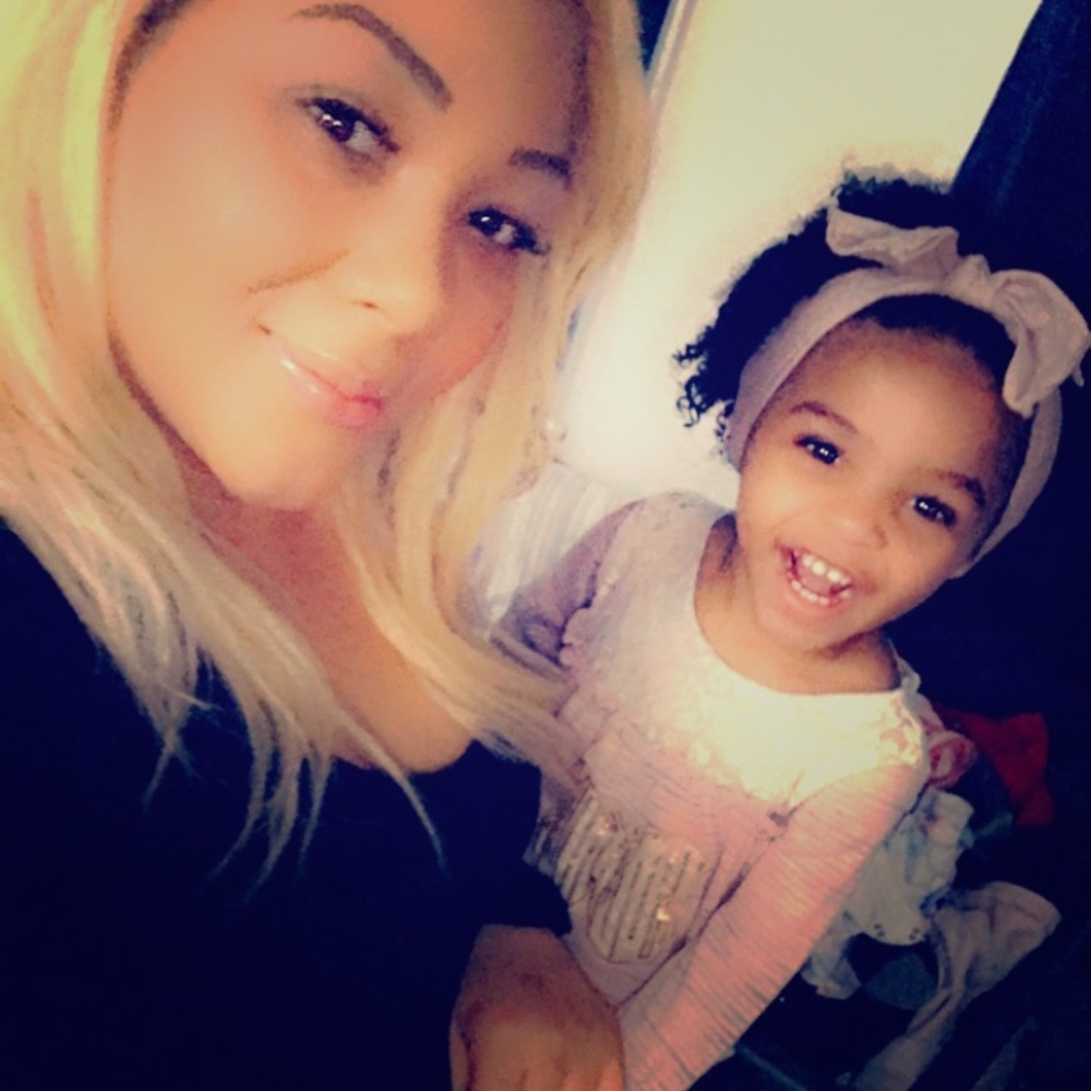 Meet your Posher, Marisa